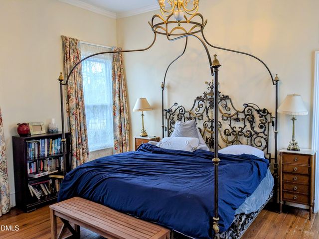 301 W Thorndale Drive, Oxford, NC 27565