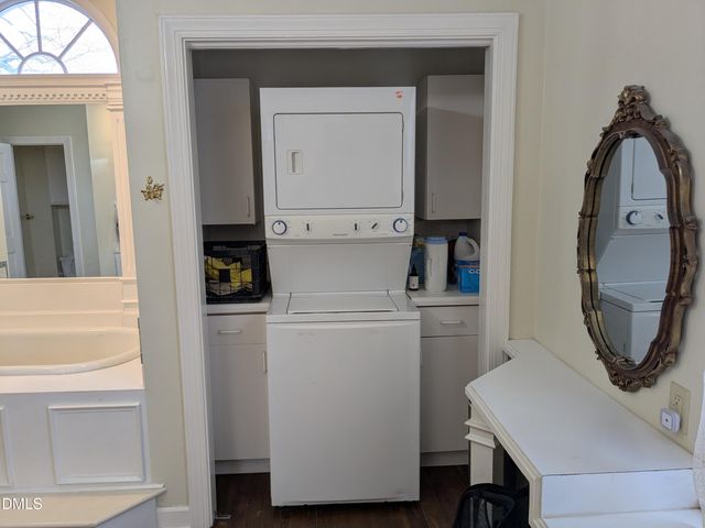 301 W Thorndale Drive, Oxford, NC 27565