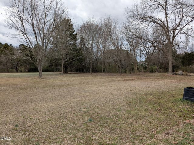 301 W Thorndale Drive, Oxford, NC 27565