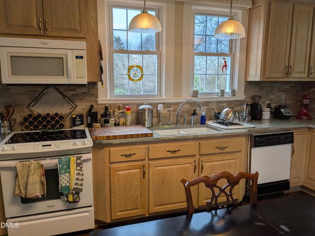 301 W Thorndale Drive, Oxford, NC 27565