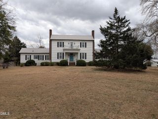 301 W Thorndale Drive, Oxford, NC 27565