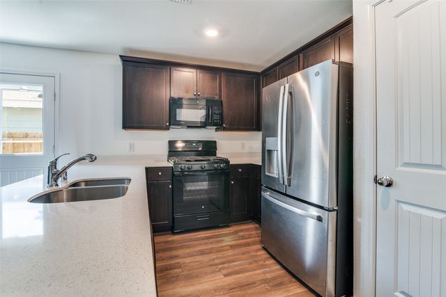 4110 Wintergreen Drive, Forney, TX 75126