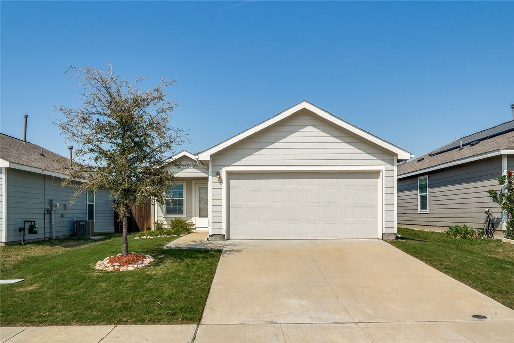 4110 Wintergreen Drive, Forney, TX 75126