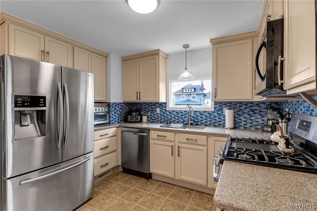 87 Frontenac Avenue, Buffalo, NY 14216