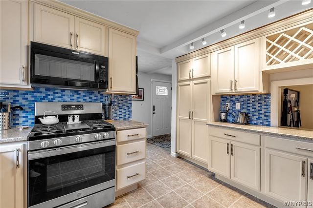 87 Frontenac Avenue, Buffalo, NY 14216