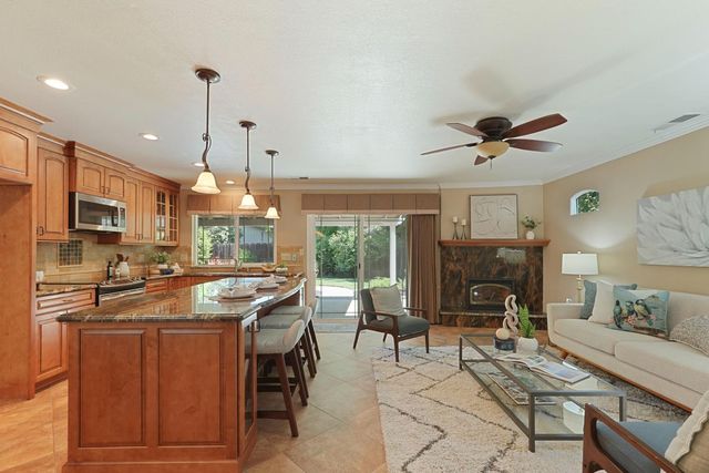 3600 Coye Oak Dr, Modesto, CA 95355