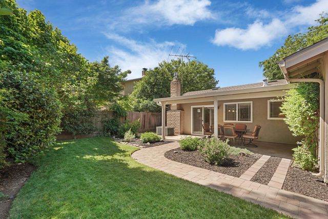 3600 Coye Oak Dr, Modesto, CA 95355