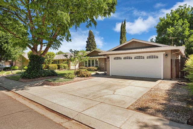 3600 Coye Oak Dr, Modesto, CA 95355