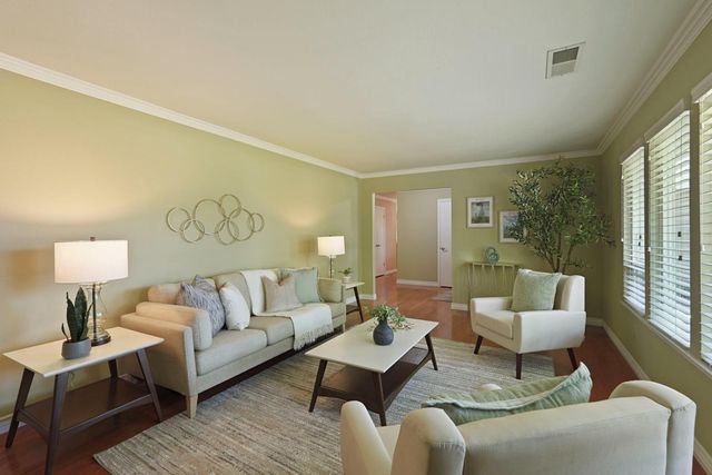 3600 Coye Oak Dr, Modesto, CA 95355