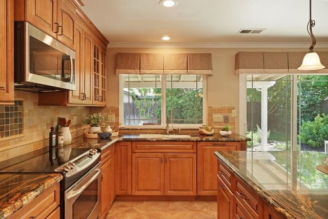 3600 Coye Oak Dr, Modesto, CA 95355