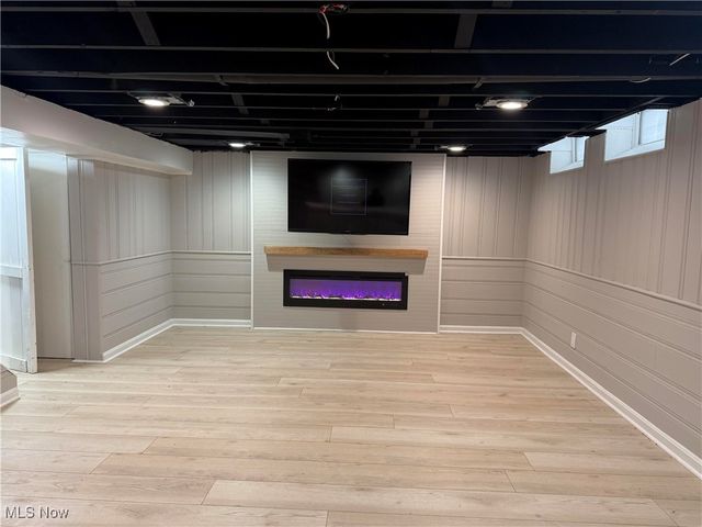 3623 Stoer Road, Shaker Heights, OH 44122