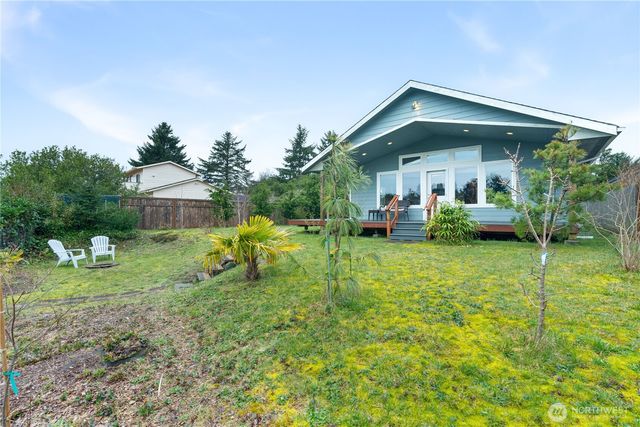 329 Cockle Street SW, Ocean Shores, WA 98569
