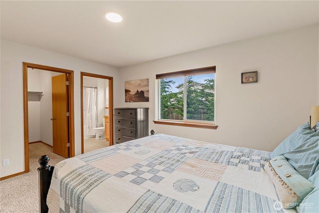 329 Cockle Street SW, Ocean Shores, WA 98569