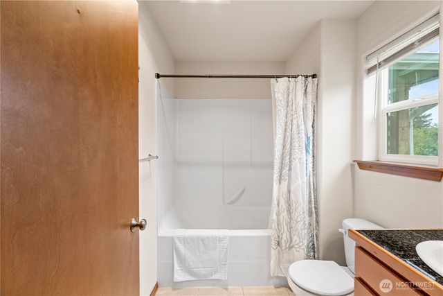 329 Cockle Street SW, Ocean Shores, WA 98569