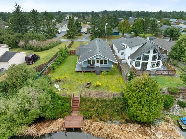 329 Cockle Street SW, Ocean Shores, WA 98569