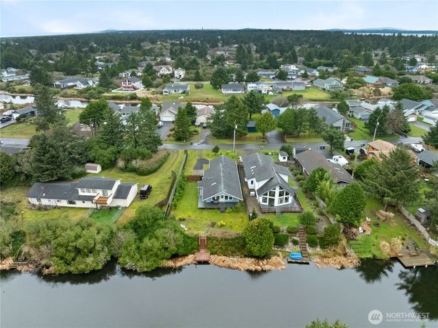 329 Cockle Street SW, Ocean Shores, WA 98569