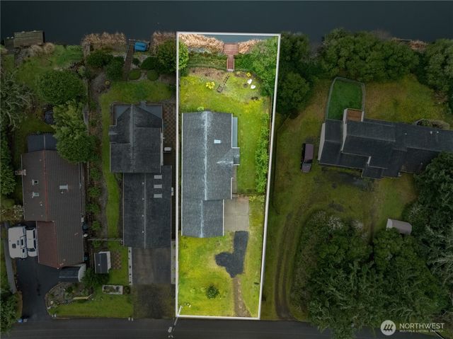 329 Cockle Street SW, Ocean Shores, WA 98569