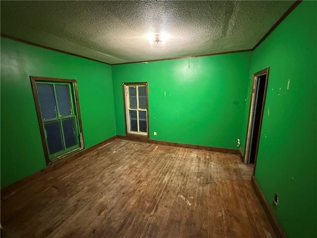 703 E 4th Street, Ottawa, KS 66067