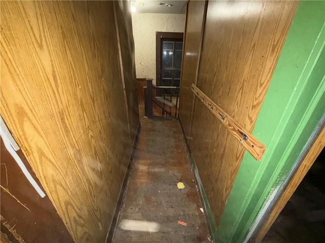 703 E 4th Street, Ottawa, KS 66067