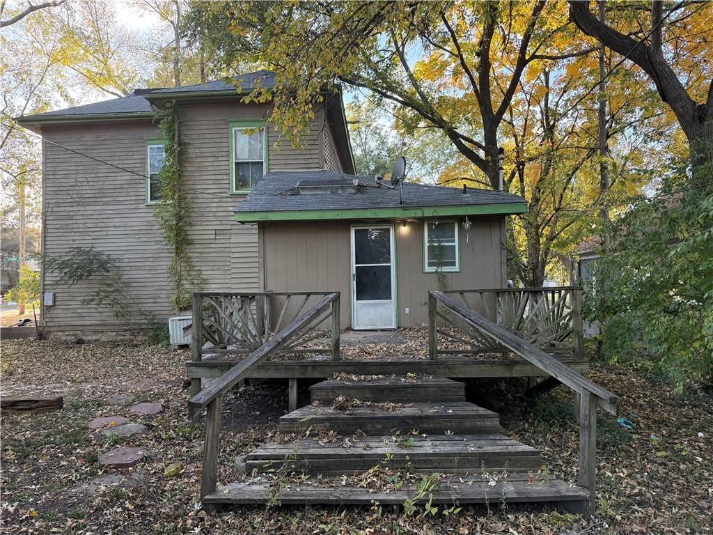 703 E 4th Street, Ottawa, KS 66067