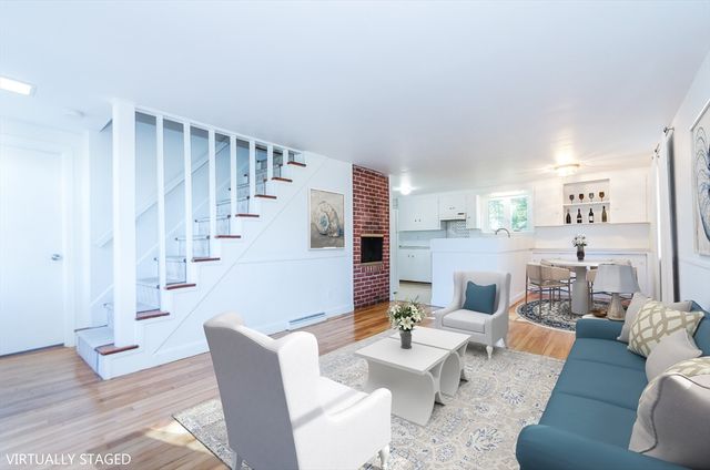 11 Captains Ln, Mattapoisett, MA 02739