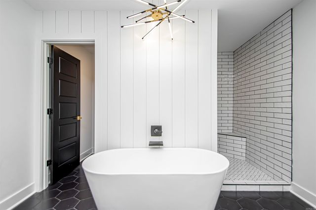 11196 Hinds, Benton, AR 72019