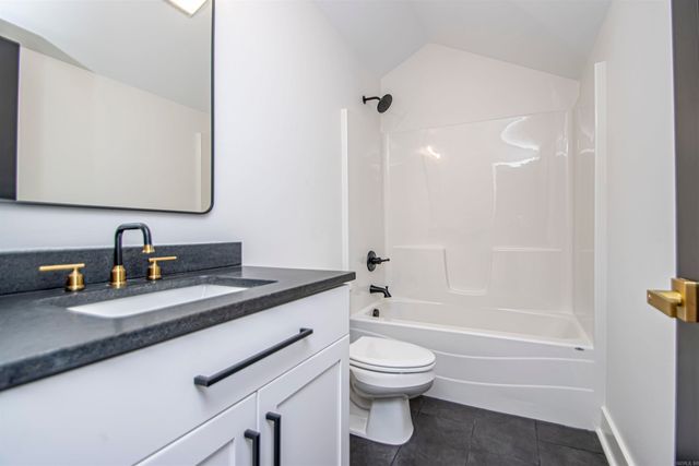 11196 Hinds, Benton, AR 72019