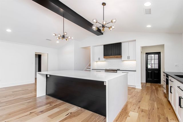 11196 Hinds, Benton, AR 72019