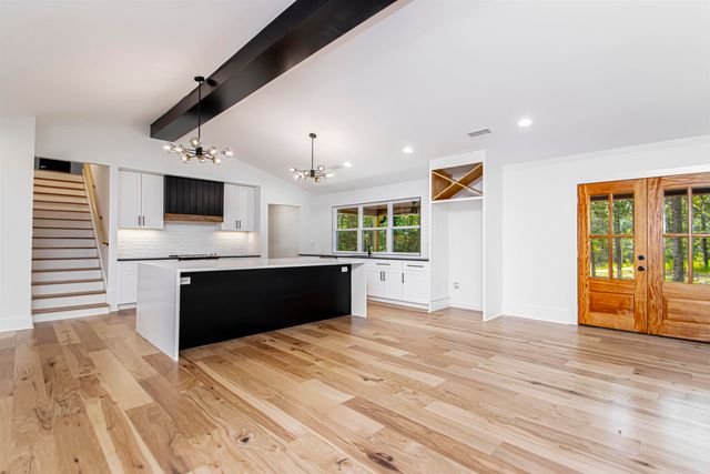 11196 Hinds, Benton, AR 72019