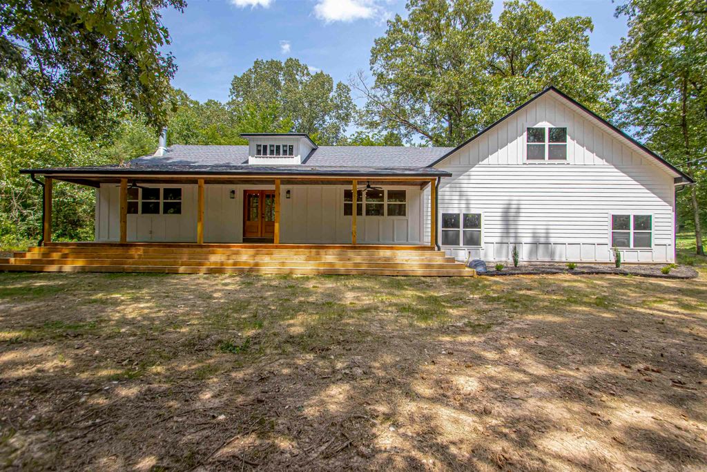 11196 Hinds, Benton, AR 72019