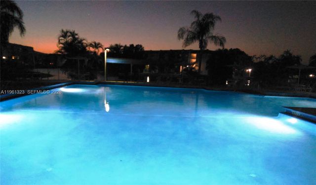 2635 NW 104th Avenue 402, Sunrise, FL 33322