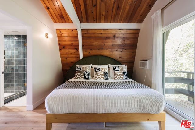 27585 Alpen Drive, Lake Arrowhead, CA 92352
