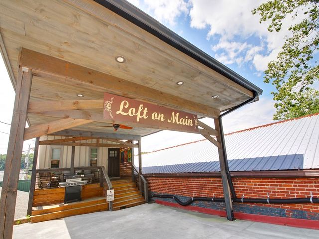 685 E Main Street, Blue Ridge, GA 30513