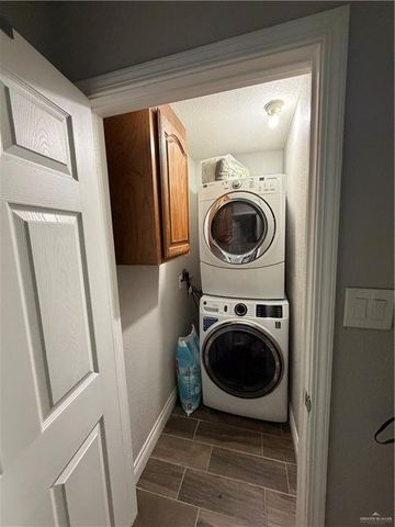 5307 N 41st Lane, Mcallen, TX 78504