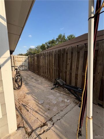 5307 N 41st Lane, Mcallen, TX 78504