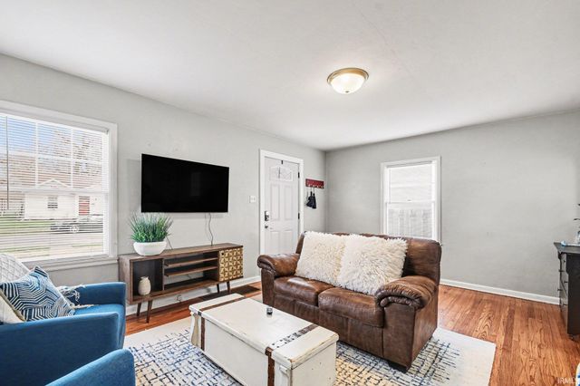 1430 Sorin Street, South Bend, IN 46617