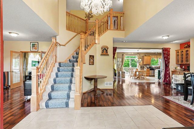 6452 Pheasant Hills Drive, Hugo, MN 55038