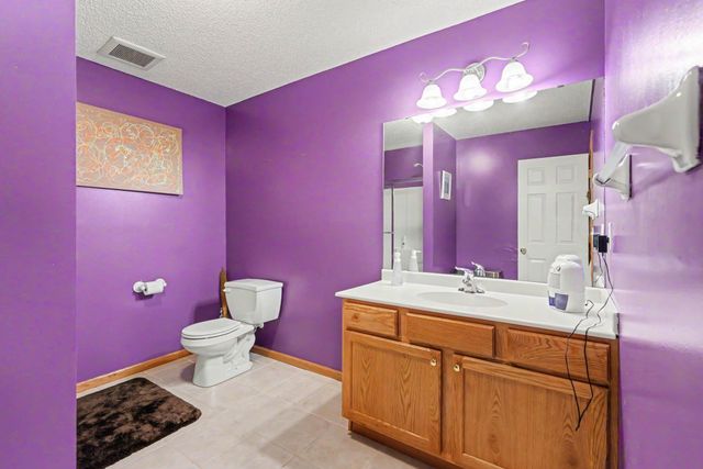 6452 Pheasant Hills Drive, Hugo, MN 55038
