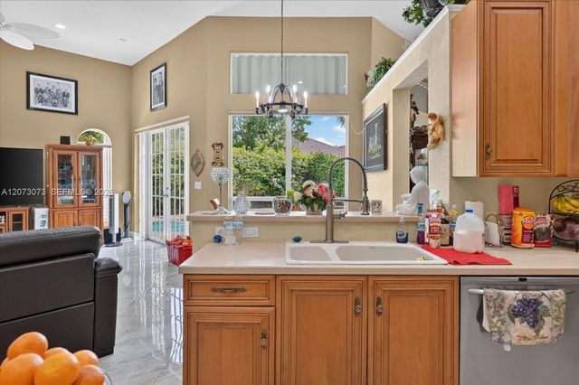 13845 NW 20th Street, Pembroke Pines, FL 33028