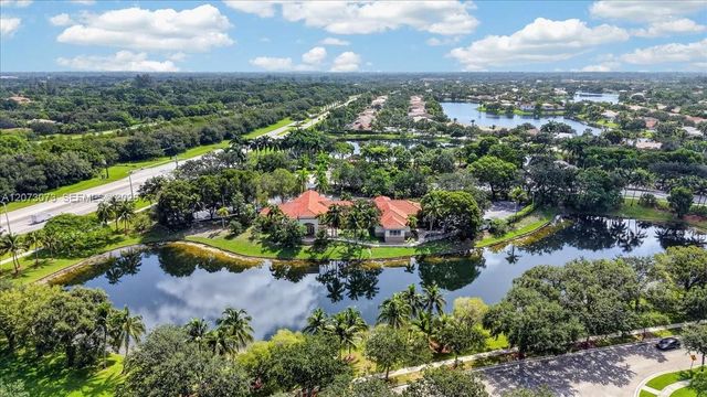 13845 NW 20th Street, Pembroke Pines, FL 33028