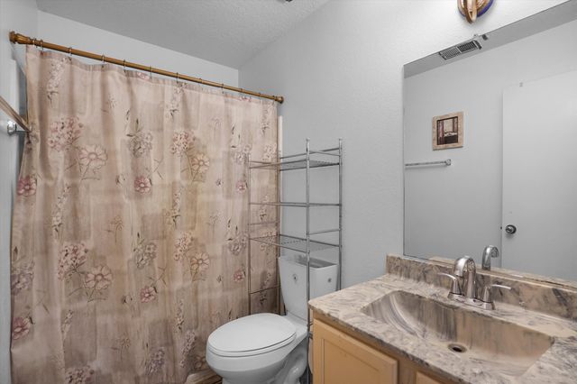 7401 Rainmaker Road SW, Albuquerque, NM 87121