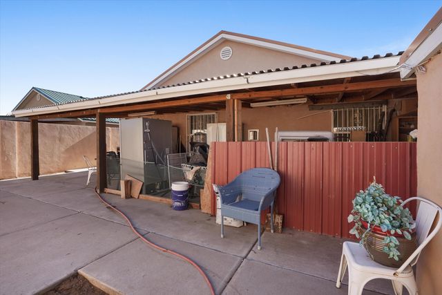 7401 Rainmaker Road SW, Albuquerque, NM 87121