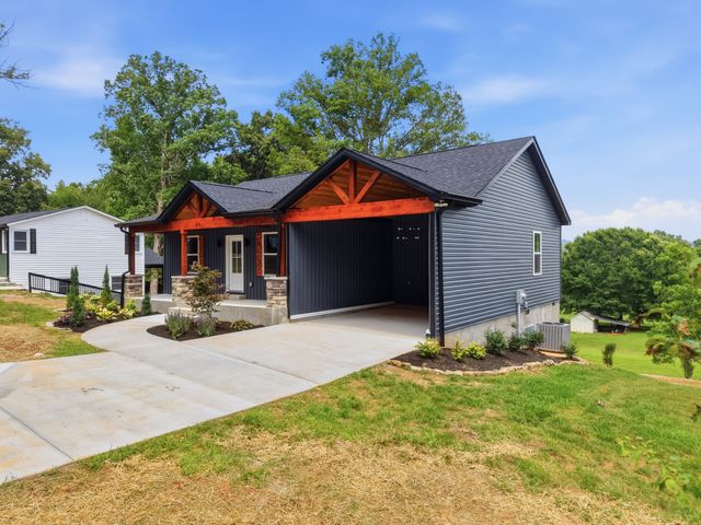 216 Twin Oaks Rd, Mcminnville, TN 37110