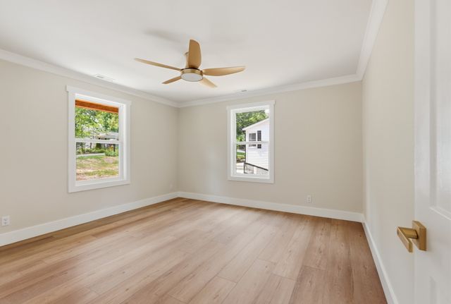 216 Twin Oaks Rd, Mcminnville, TN 37110