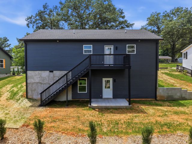 216 Twin Oaks Rd, Mcminnville, TN 37110