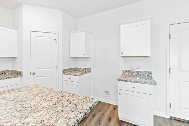 224 Night Riders WAY, Jarrell, TX 76537