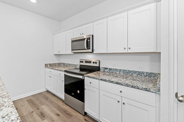 224 Night Riders WAY, Jarrell, TX 76537