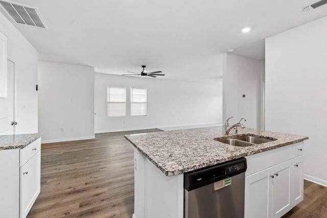 224 Night Riders WAY, Jarrell, TX 76537