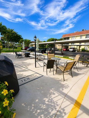 5570 Tamberlane Circle 329, Palm Beach Gardens, FL 33418