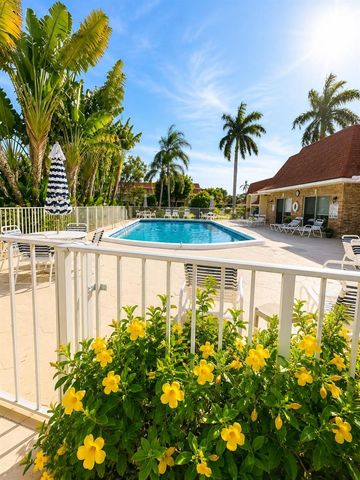 5570 Tamberlane Circle 329, Palm Beach Gardens, FL 33418